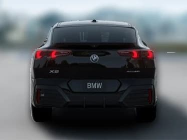 BMW X2 xDrive28i Sports Activity Coupe 2026 — side view