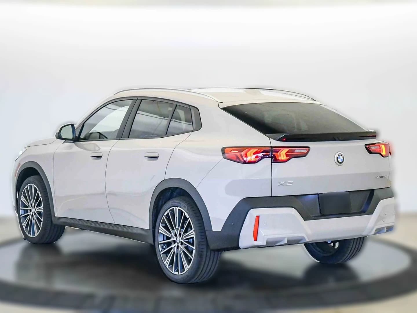 BMW X2 xDrive28i Sports Activity Coupe 2026 — side view