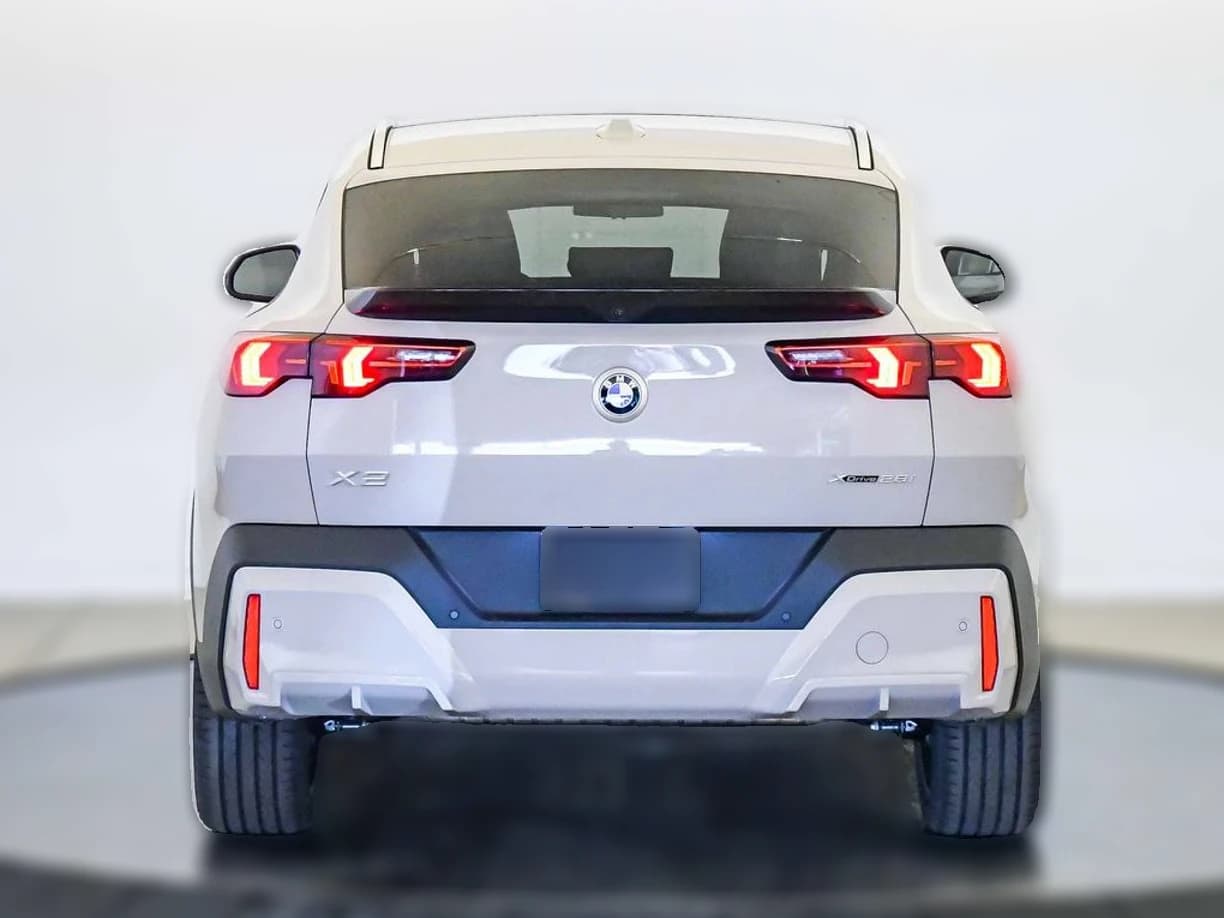 BMW X2 xDrive28i Sports Activity Coupe 2026 — side view