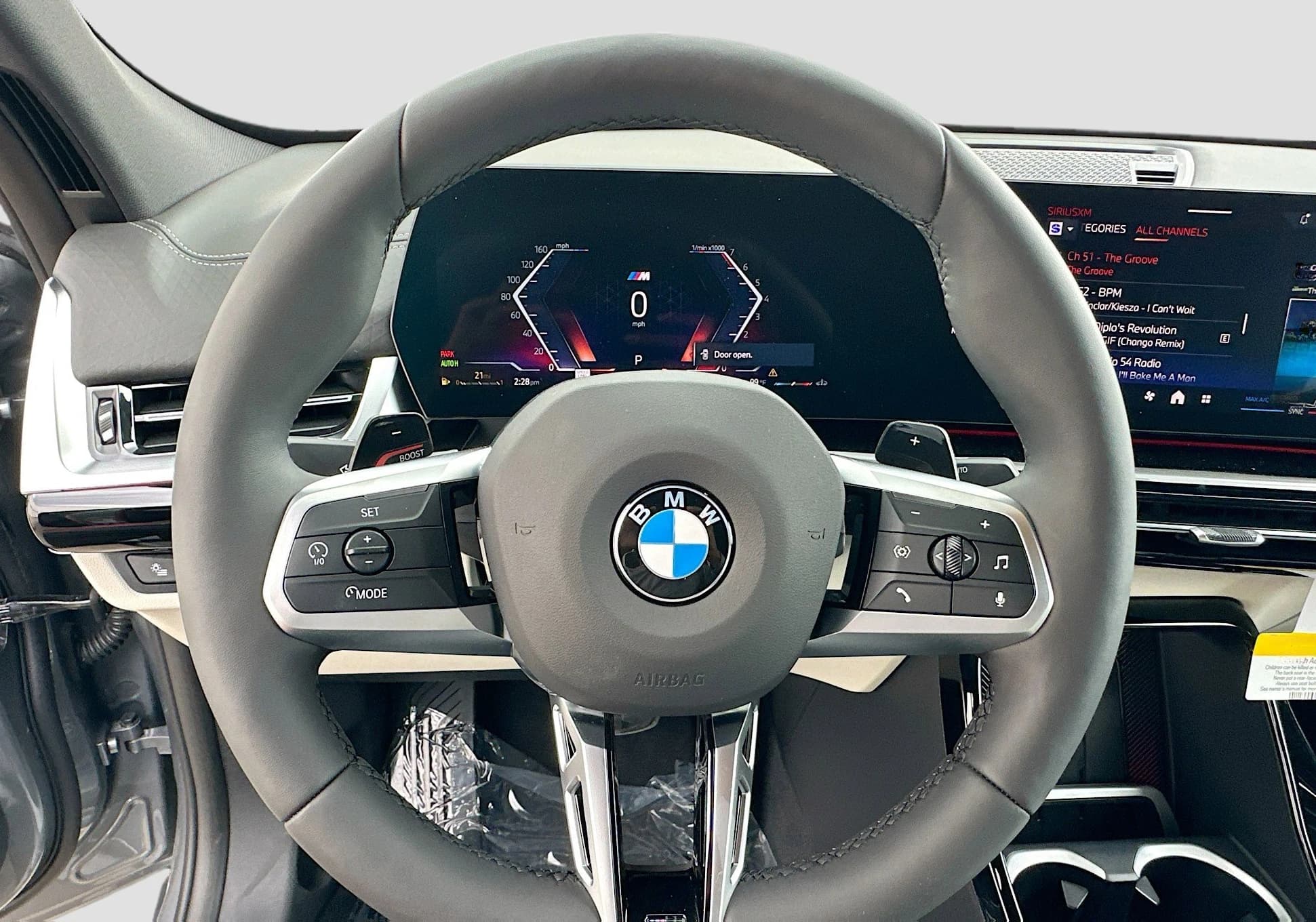 BMW X2 xDrive28i Sports Activity Coupe 2026 — side view