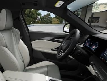 BMW X2 xDrive28i Sports Activity Coupe 2026 — side view