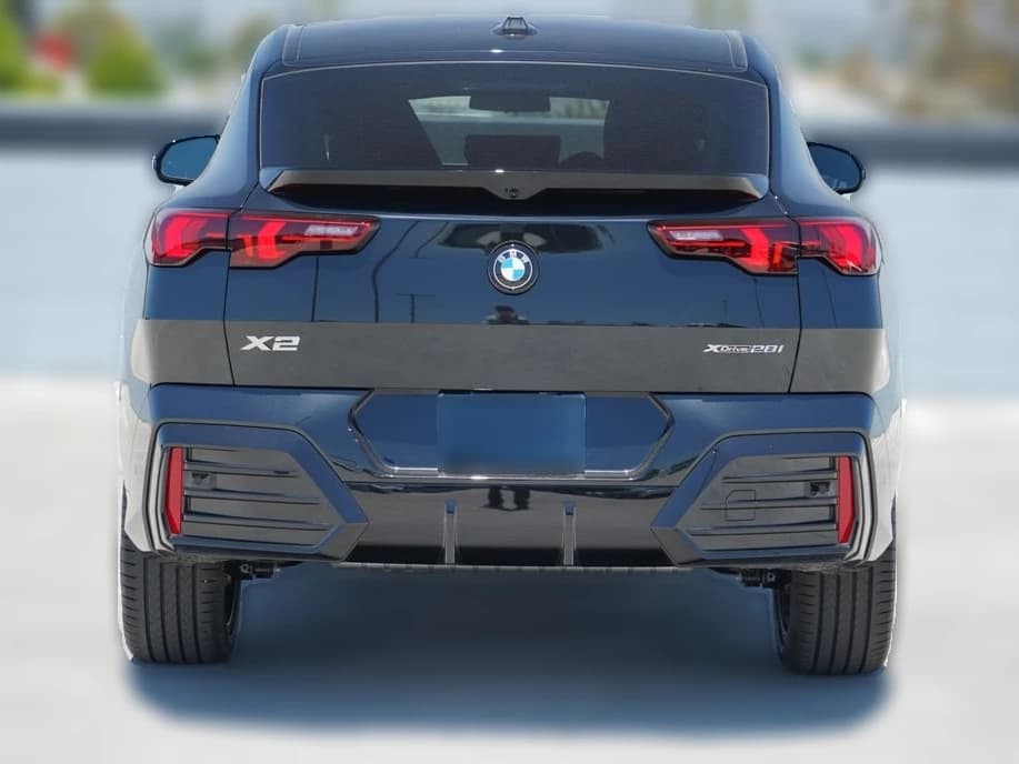 BMW X2 xDrive28i Sports Activity Coupe 2026 — side view