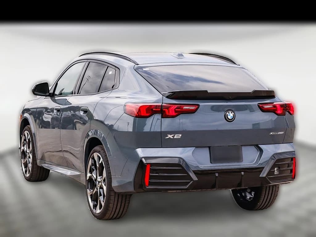 BMW X2 xDrive28i Sports Activity Coupe 2026 — side view
