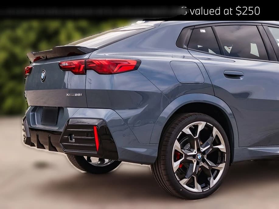 BMW X2 xDrive28i Sports Activity Coupe 2026 — side view