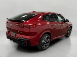 BMW X2 xDrive28i Sports Activity Coupe 2026 — side view