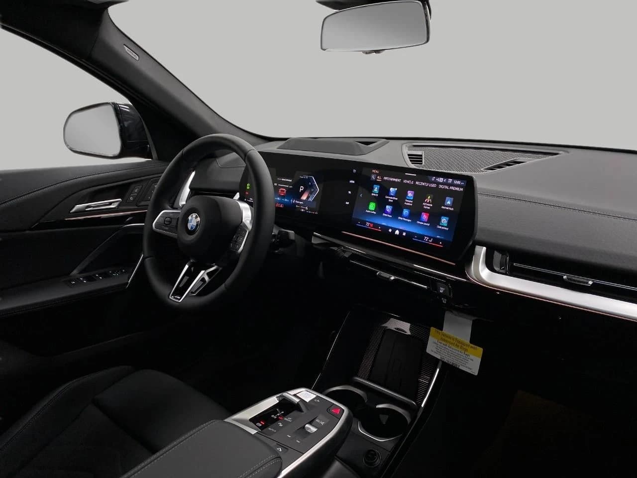 BMW X2 xDrive28i Sports Activity Coupe 2026 — side view