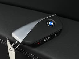 BMW X2 xDrive28i Sports Activity Coupe 2026 — side view