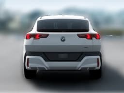 BMW X2 xDrive28i Sports Activity Coupe 2026 — side view