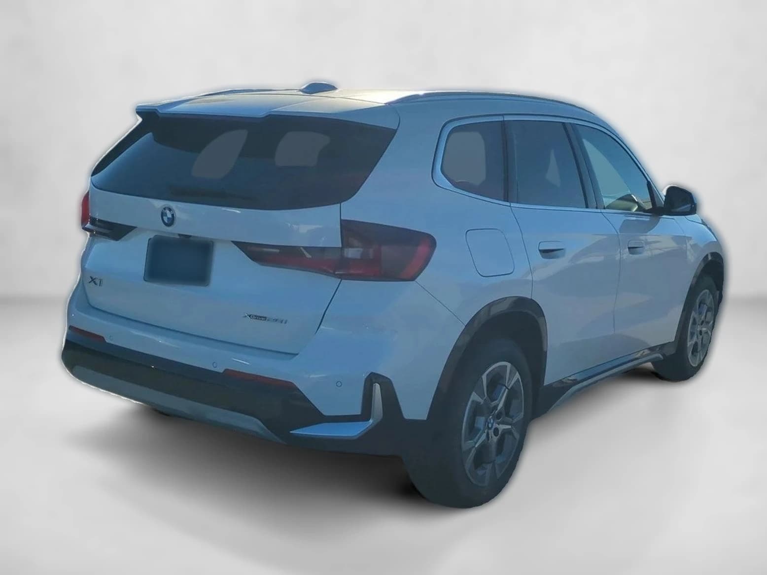 BMW X1 xDrive28i Sports Activity Vehicle 2026 — side view