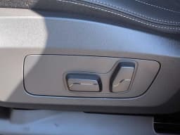 BMW X1 xDrive28i Sports Activity Vehicle 2026 — side view