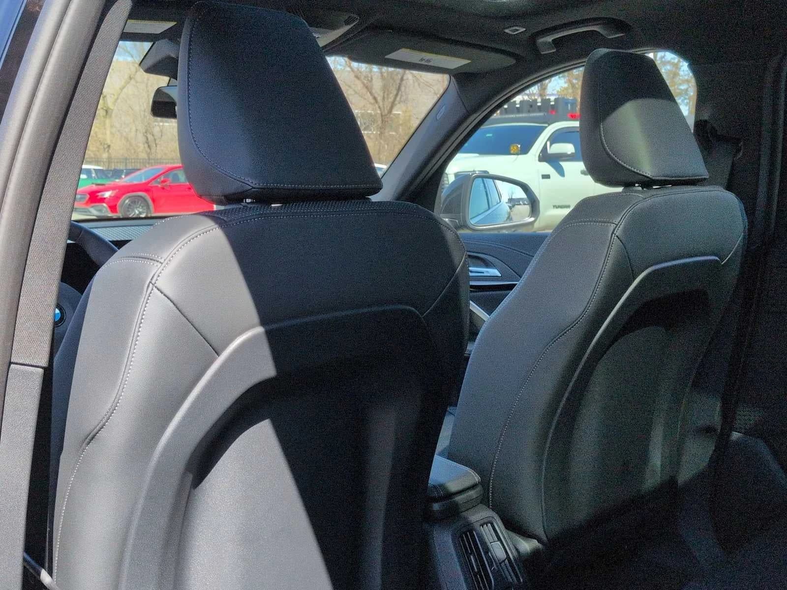 BMW X1 xDrive28i Sports Activity Vehicle 2026 — side view