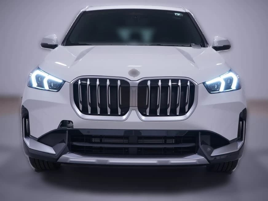 BMW X1 xDrive28i Sports Activity Vehicle 2026 — side view