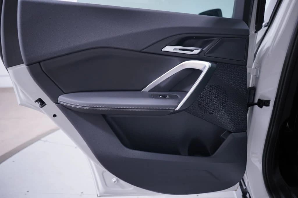 BMW X1 xDrive28i Sports Activity Vehicle 2026 — side view
