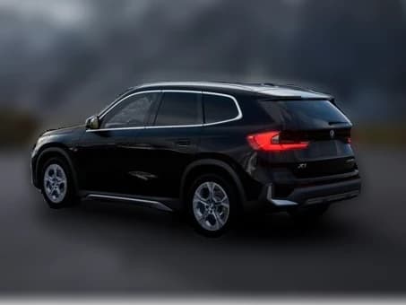 BMW X1 xDrive28i Sports Activity Vehicle 2027 — side view