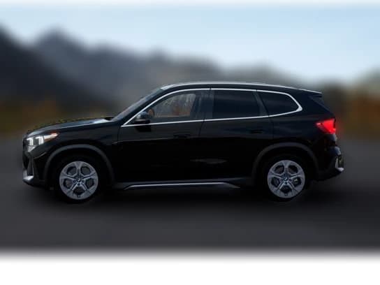 BMW X1 xDrive28i Sports Activity Vehicle 2027 — side view