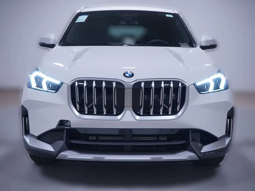 BMW X1 xDrive28i Sports Activity Vehicle 2026 — side view