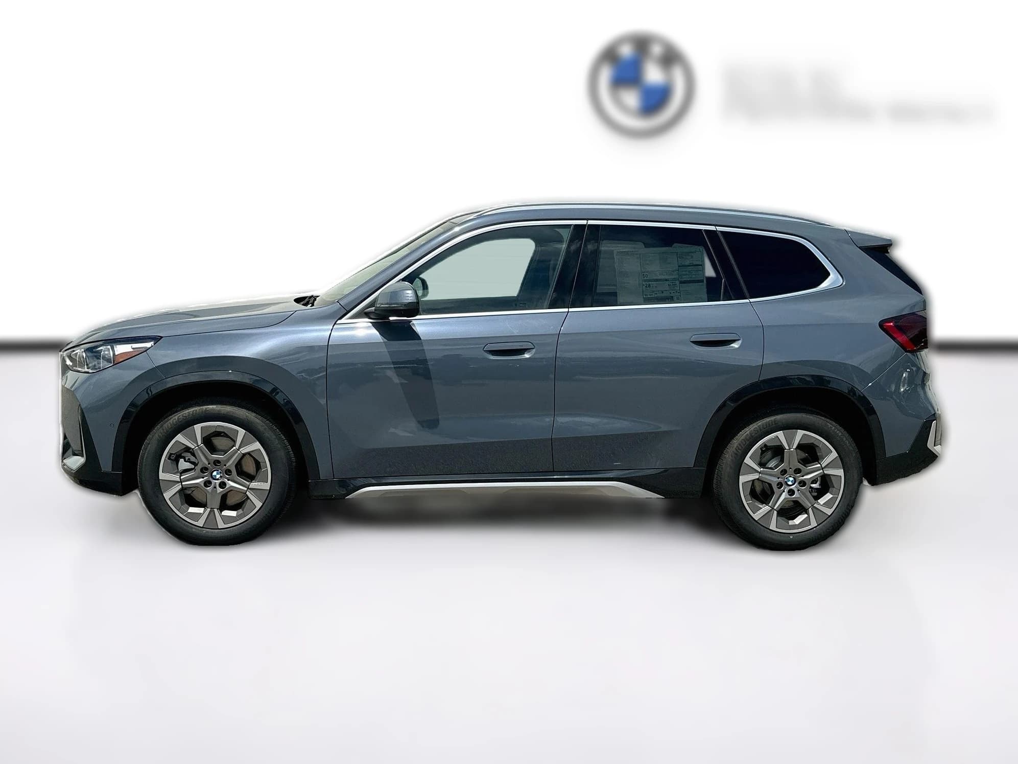 BMW X1 xDrive28i Sports Activity Vehicle 2027 — side view