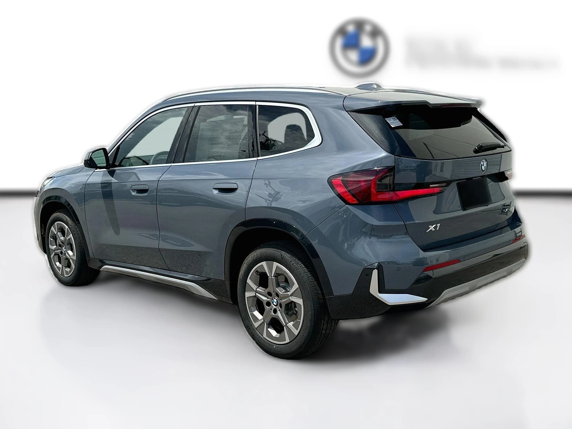 BMW X1 xDrive28i Sports Activity Vehicle 2027 — side view