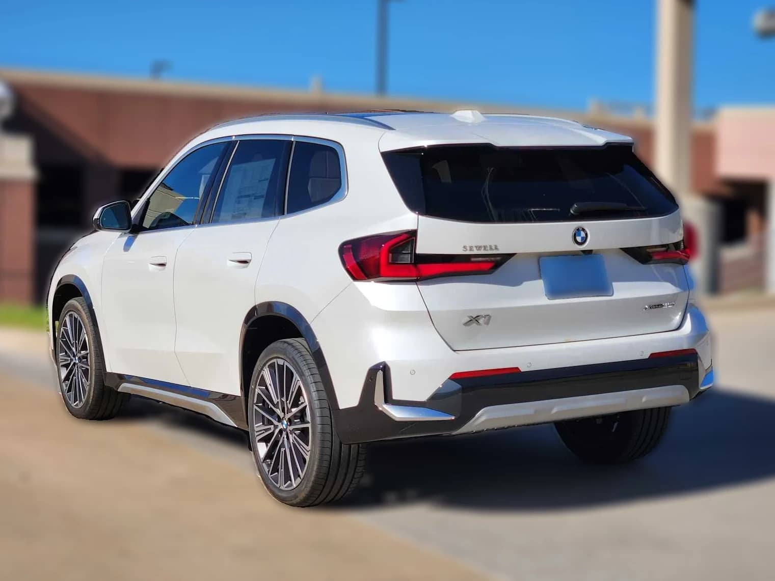 BMW X1 xDrive28i Sports Activity Vehicle 2027 — side view