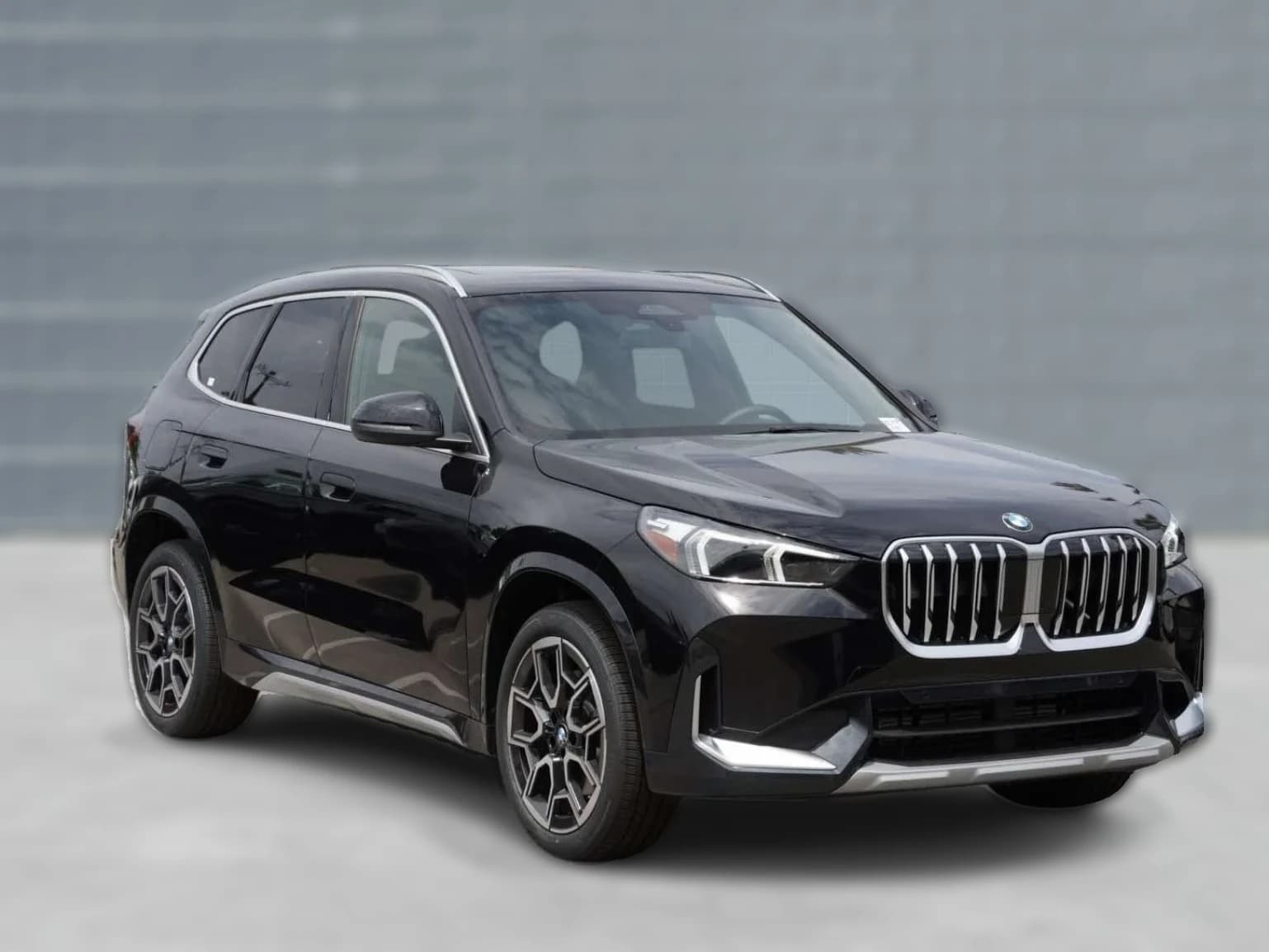 BMW X1 xDrive28i Sports Activity Vehicle 2026 — side view