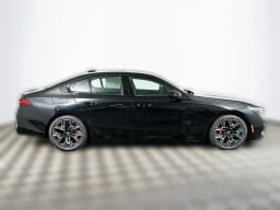 BMW i5 xDrive40 Sedan 2027 — side view