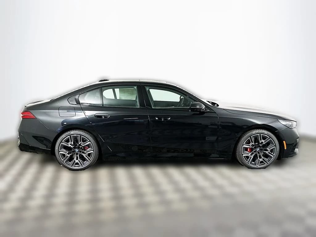 BMW i5 xDrive40 Sedan 2027 — side view