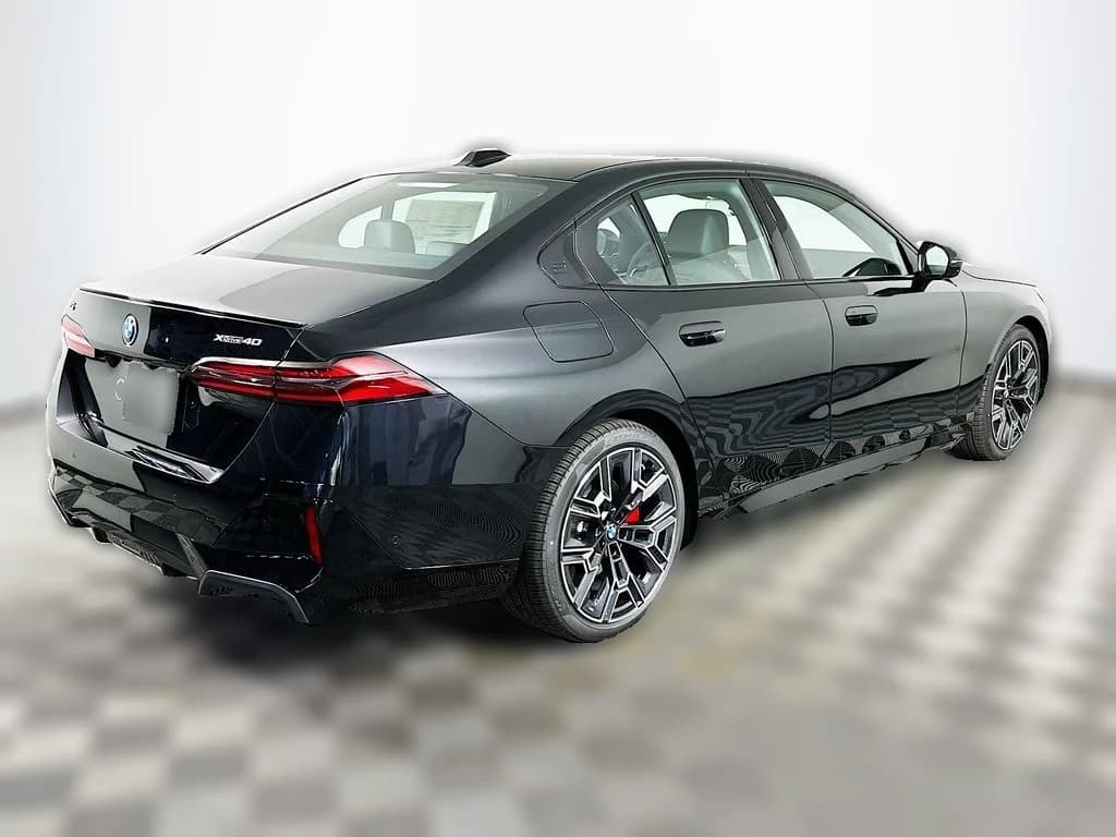 BMW i5 xDrive40 Sedan 2027 — side view