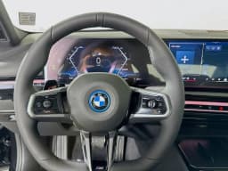 BMW i5 xDrive40 Sedan 2027 — side view