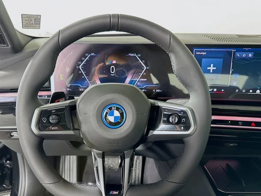 BMW i5 xDrive40 Sedan 2027 — side view