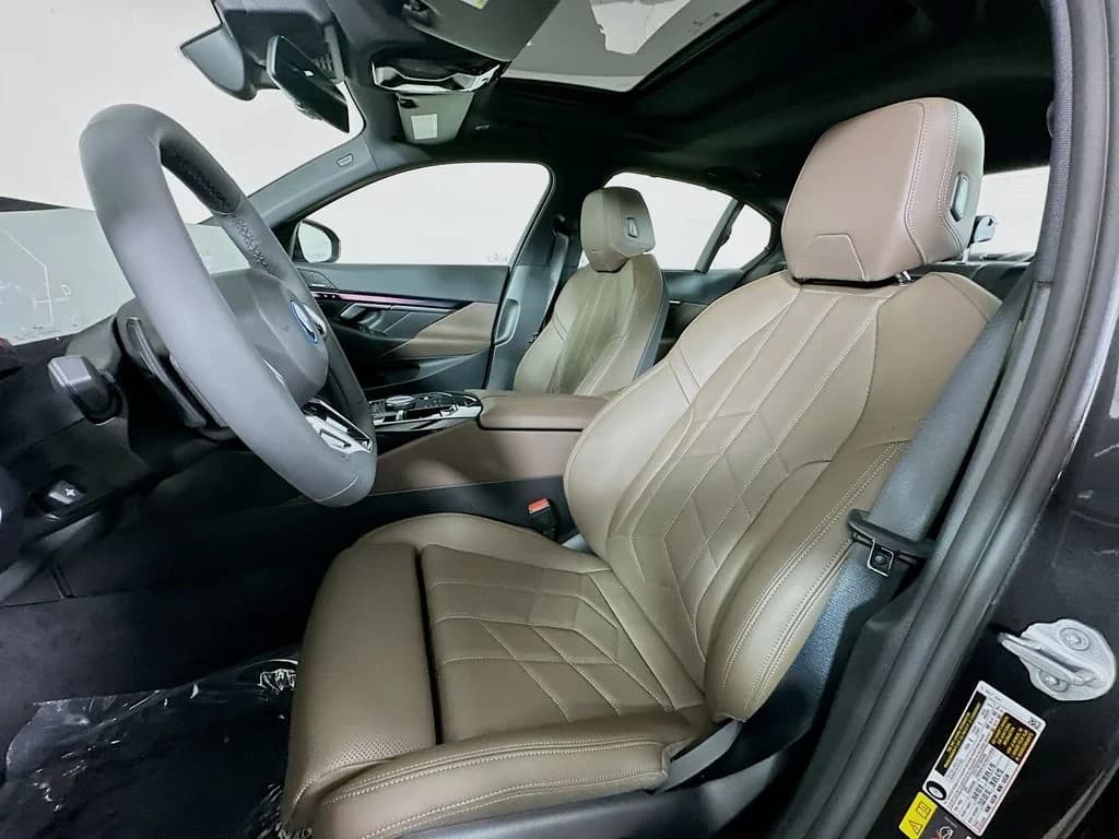 BMW i5 xDrive40 Sedan 2027 — side view