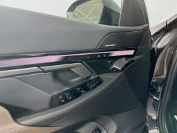 BMW i5 xDrive40 Sedan 2027 — side view