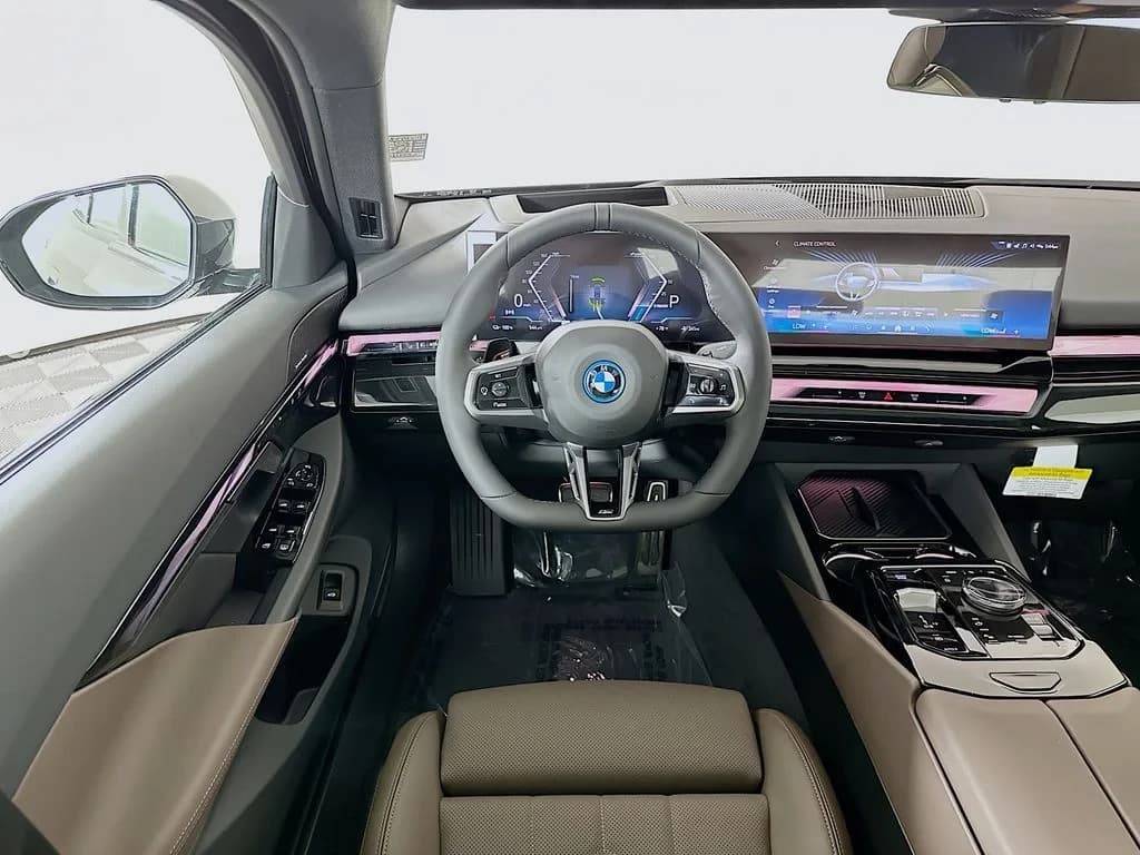 BMW i5 xDrive40 Sedan 2027 — side view