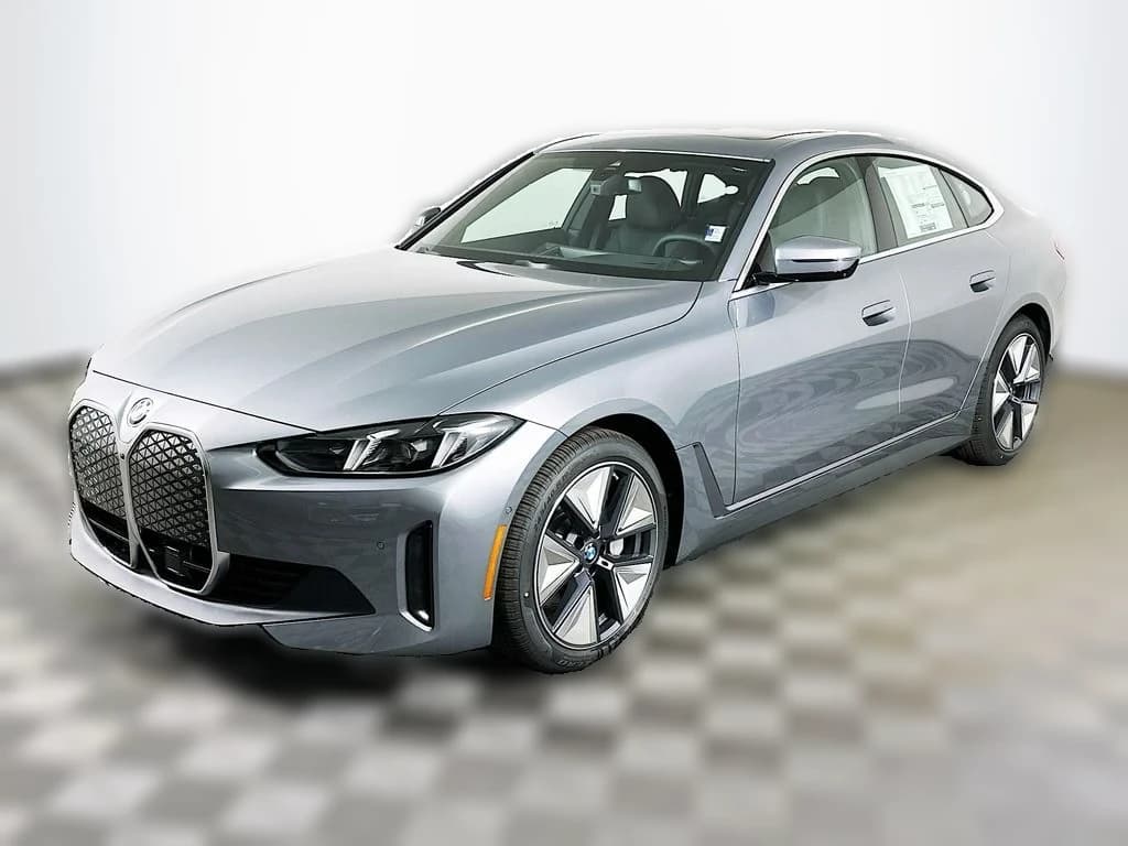 BMW i4 xDrive40 Gran Coupe 2026 — side view