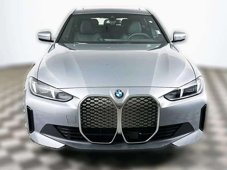 BMW i4 xDrive40 Gran Coupe 2026 — side view