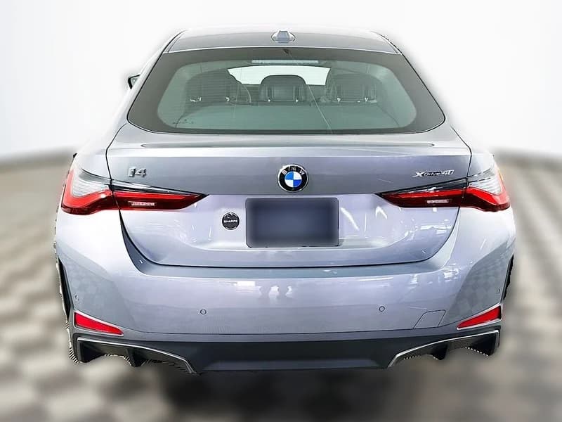BMW i4 xDrive40 Gran Coupe 2026 — side view