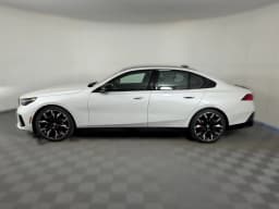BMW i5 M60 Sedan 2026 — side view