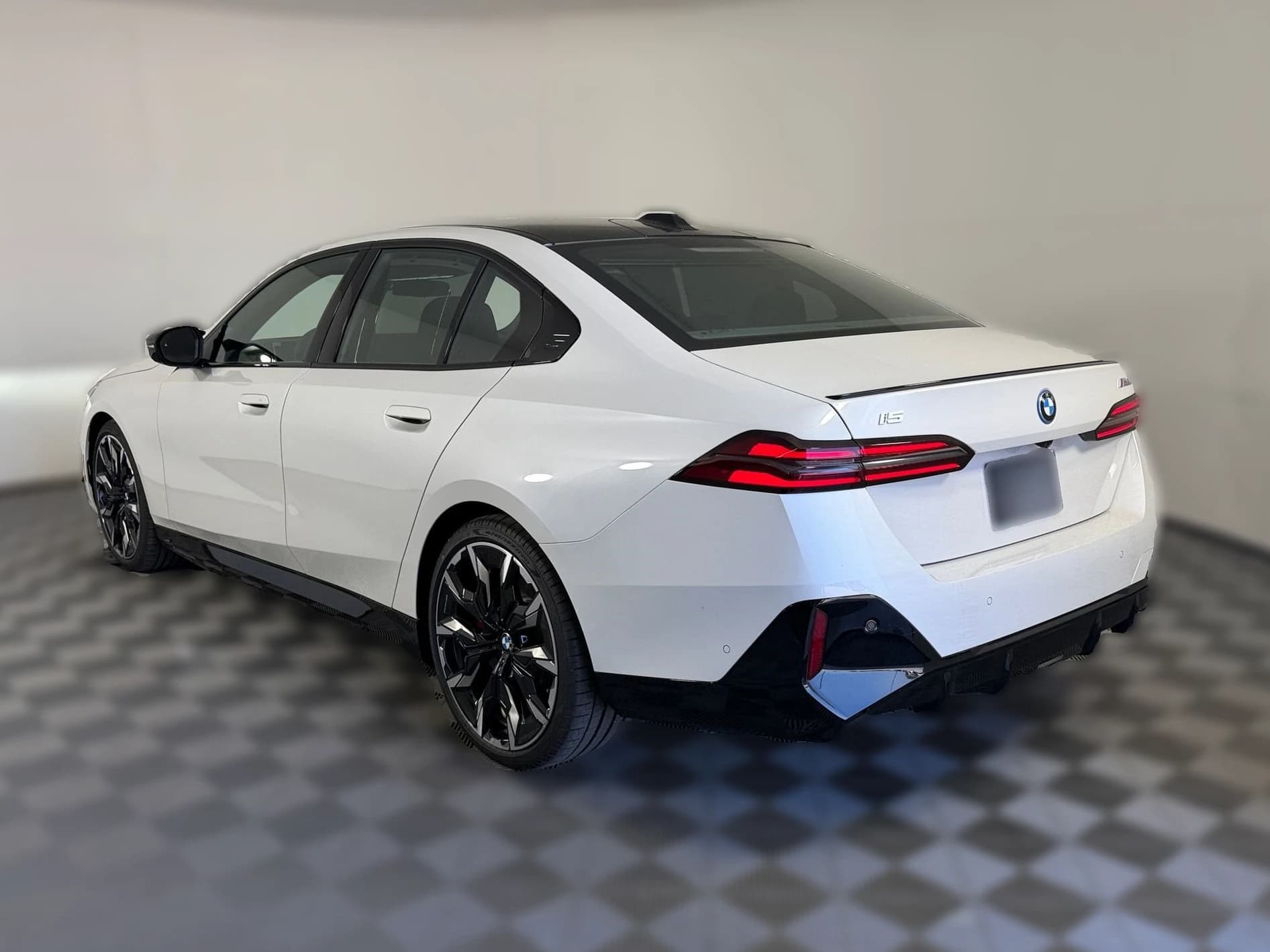 BMW i5 M60 Sedan 2026 — side view