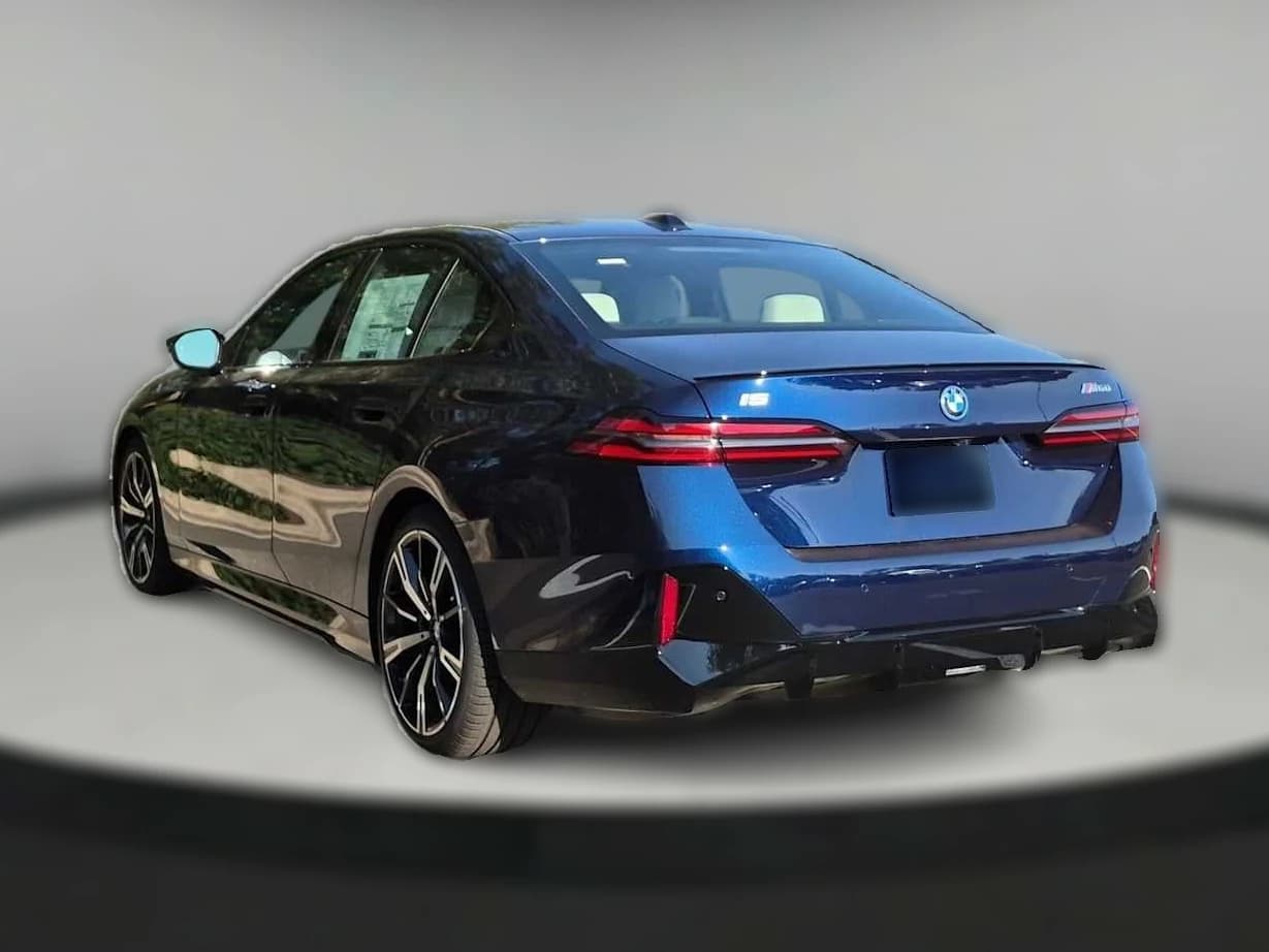 BMW i5 M60 Sedan 2027 — side view