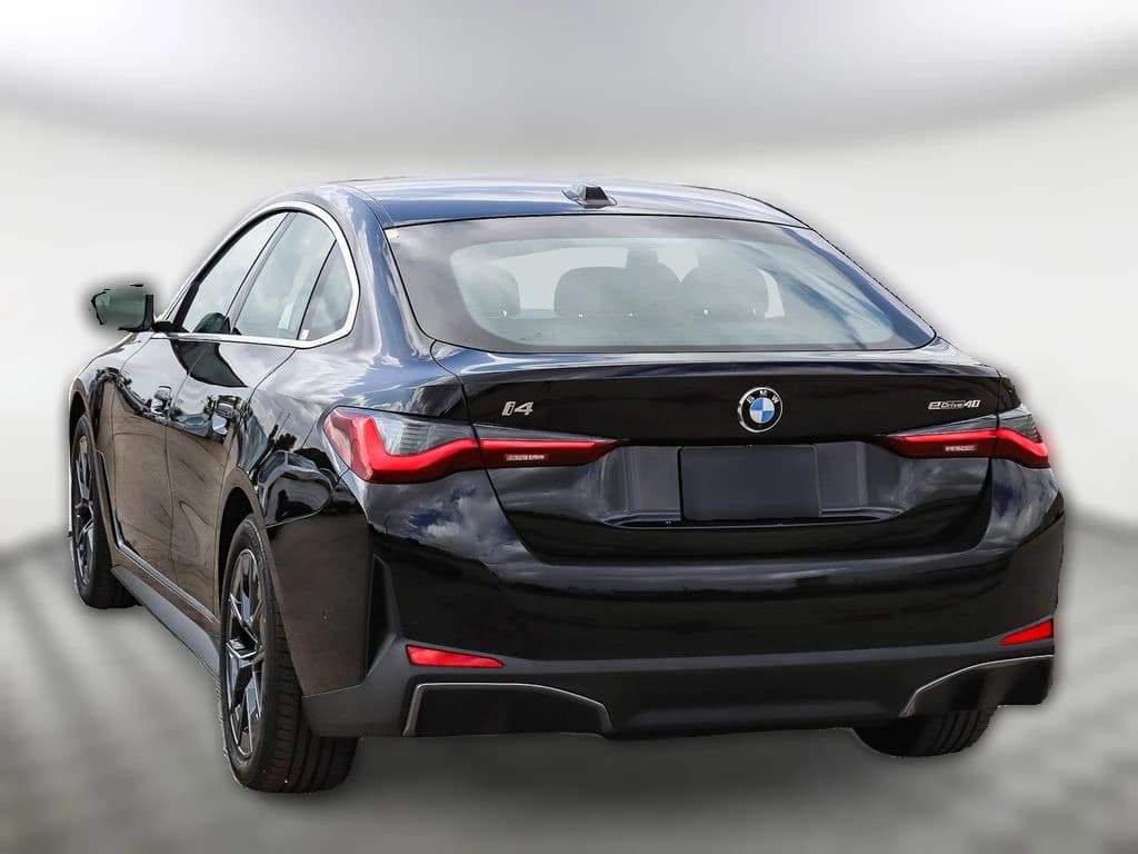 BMW i4 eDrive40 Gran Coupe 2026 — side view