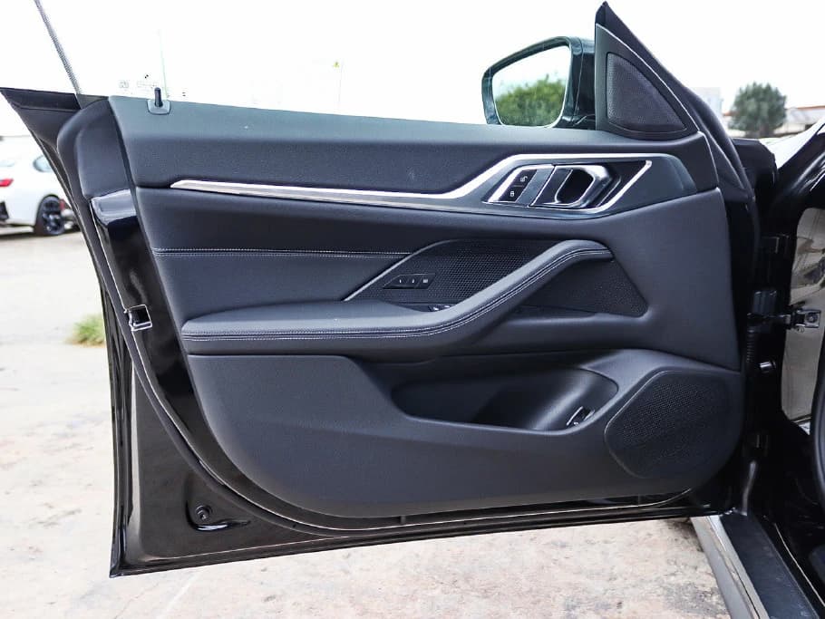 BMW i4 eDrive40 Gran Coupe 2026 — side view