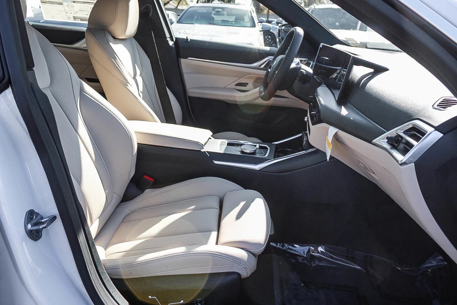 BMW i4 eDrive40 Gran Coupe 2026 — side view