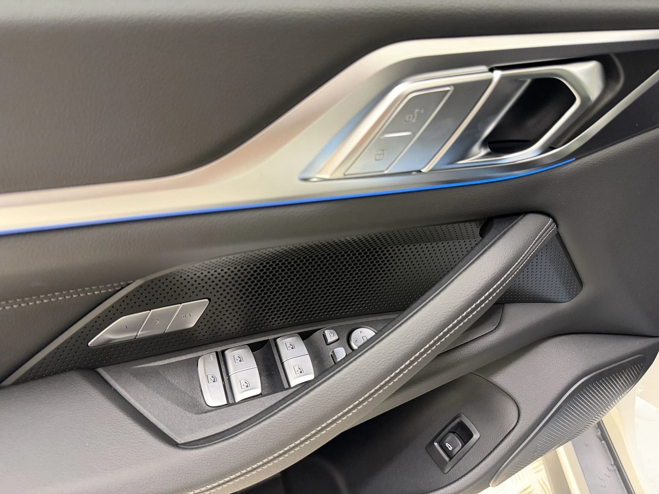 BMW i4 eDrive40 Gran Coupe 2026 — side view