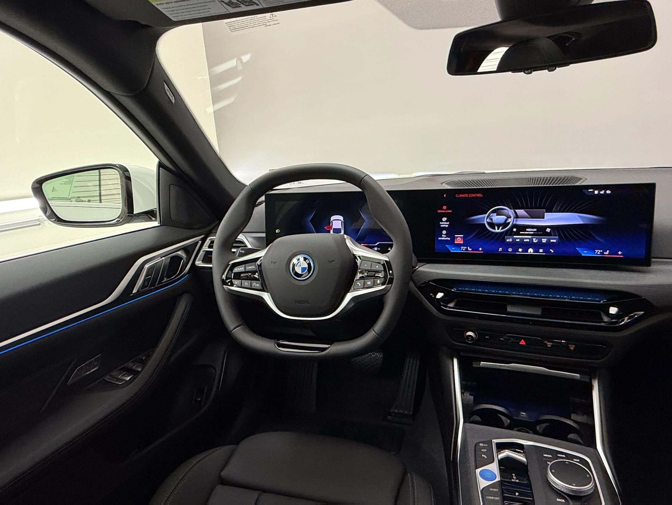 BMW i4 eDrive40 Gran Coupe 2026 — side view