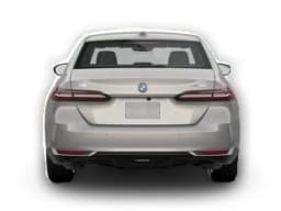 BMW i5 eDrive40 Sedan 2027 — side view