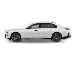 BMW i7 50 xDrive Sedan 2027 — side view