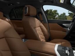 BMW i7 60 xDrive Sedan 2027 — side view