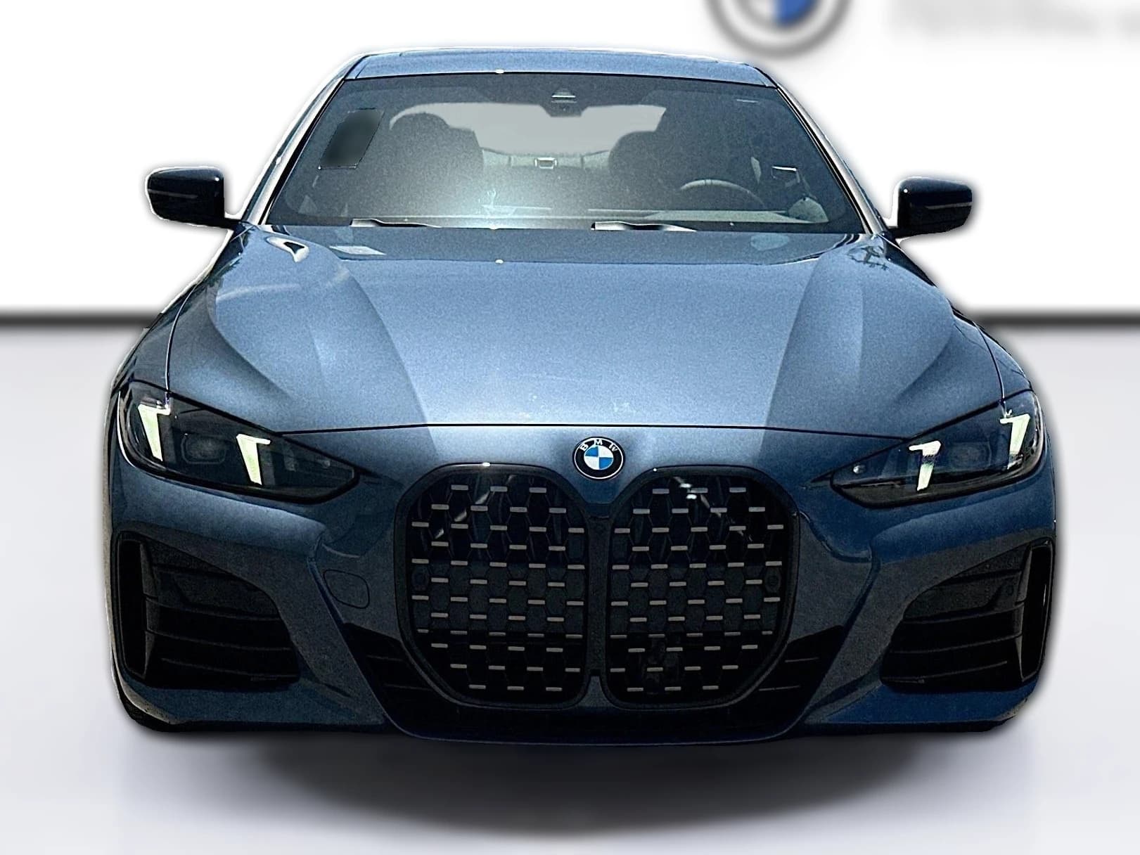 BMW i7 M70 Sedan 2026 — side view