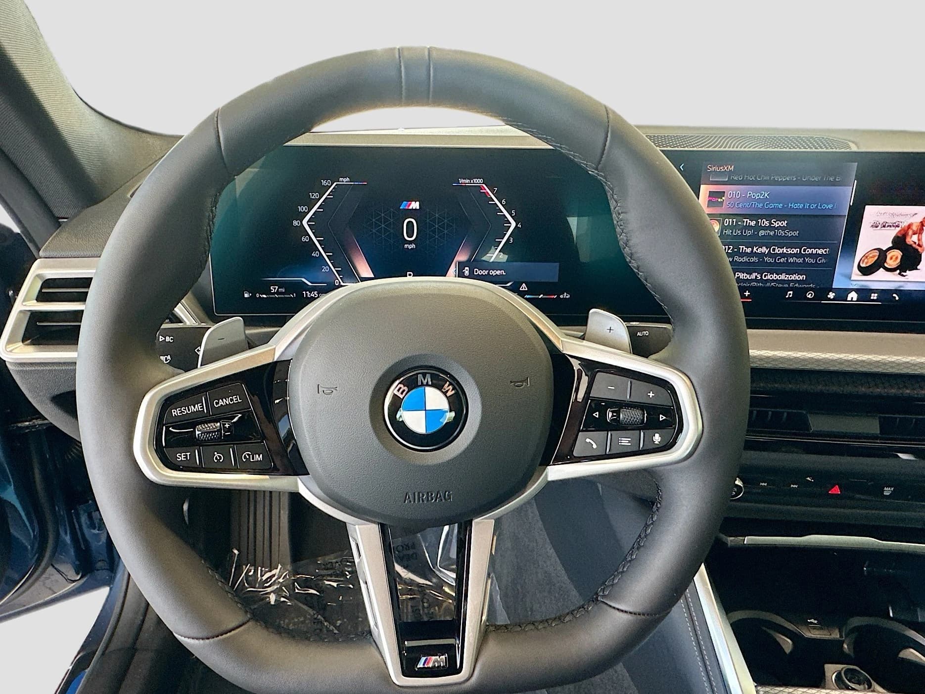 BMW i7 M70 Sedan 2026 — side view