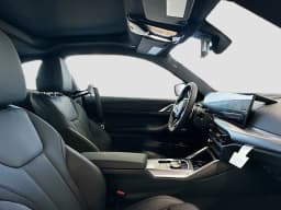 BMW i7 M70 Sedan 2026 — side view