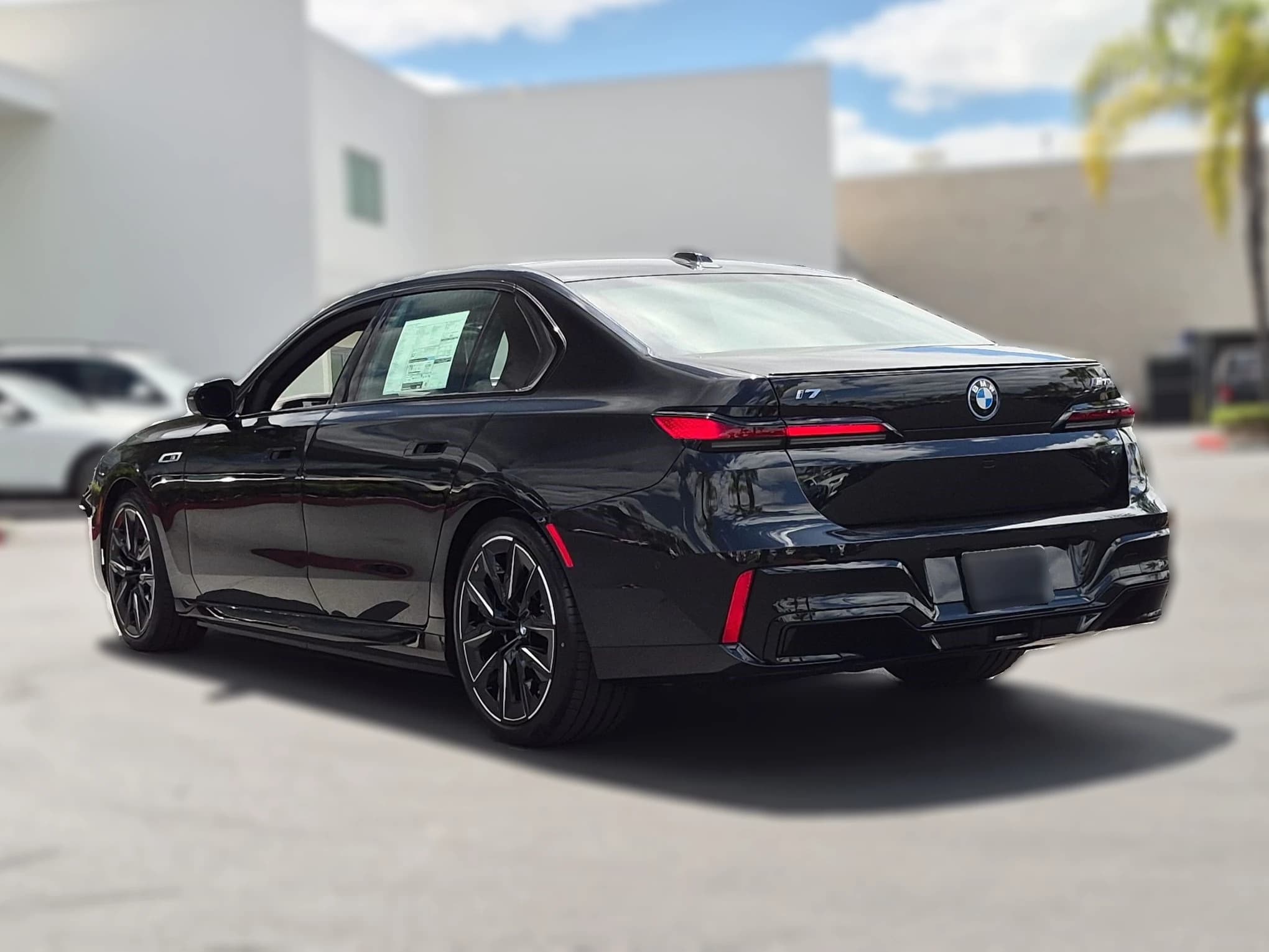 BMW i7 M70 Sedan 2026 — side view